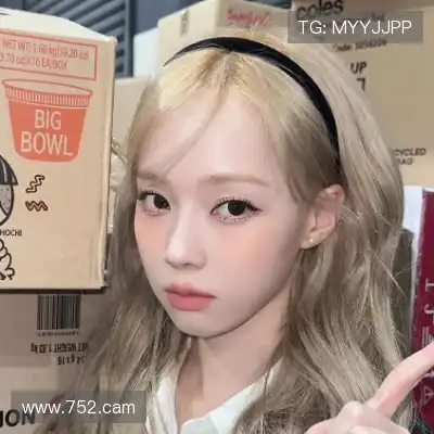 翁纳伶